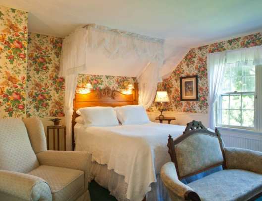 2. Robert Todd Lincol - West Mountain Inn -Rooms